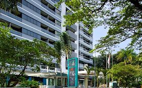Oakwood Suites Kuningan  4*