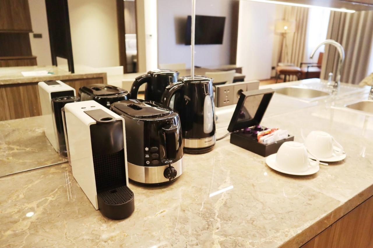 Oakwood Suites Kuningan Yakarta Exterior foto