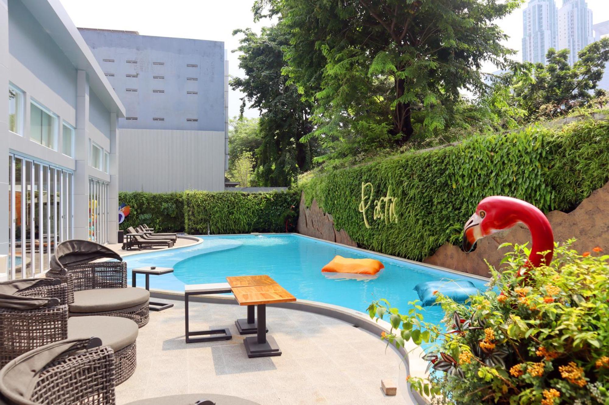 Oakwood Suites Kuningan Yakarta Exterior foto