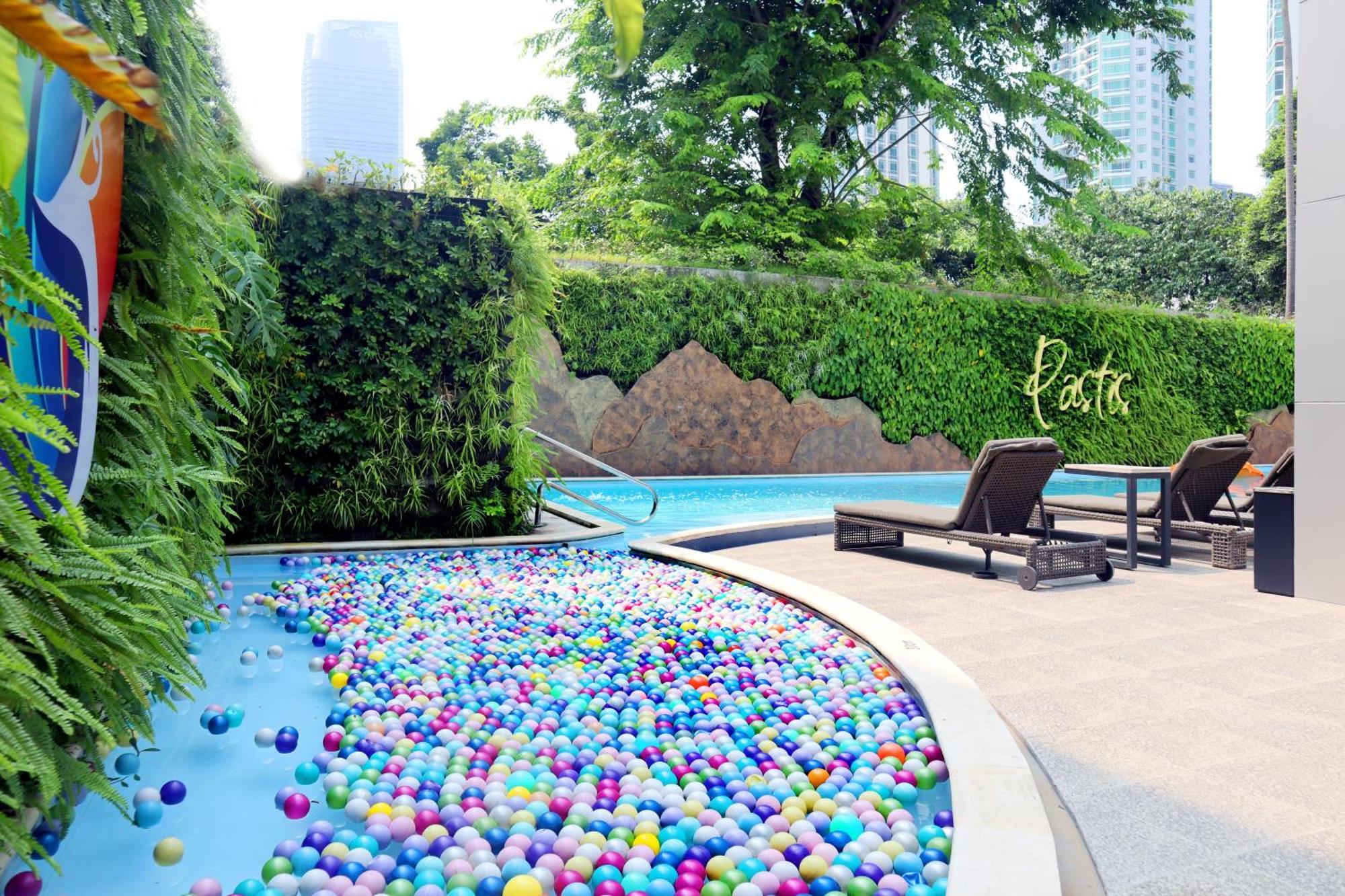 Oakwood Suites Kuningan Yakarta Exterior foto